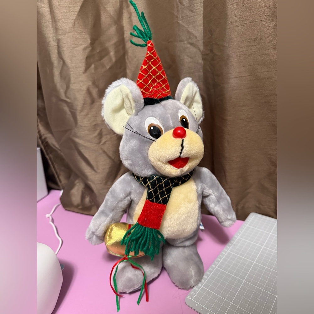 Vintage Christmas Mouse Plush King Plush